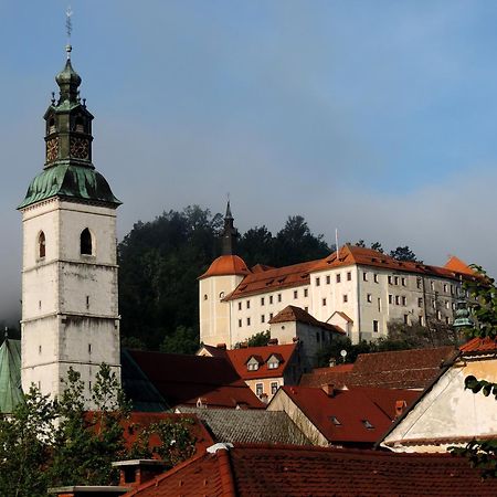 Rooms And Apartment Na Poljani Škofja Loka Eksteriør bilde